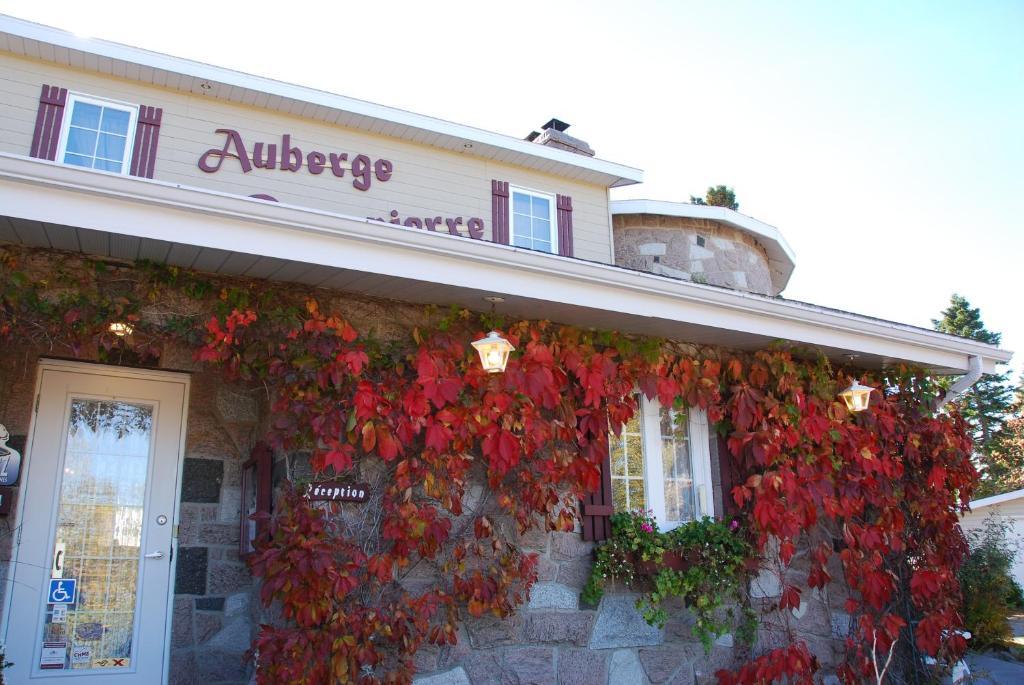 Auberge La Rosepierre Bistro Henri Grandes-Bergeronnes Exterior photo