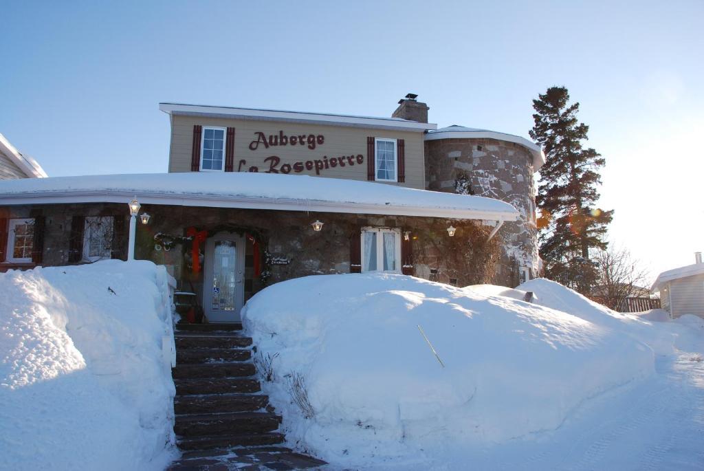 Auberge La Rosepierre Bistro Henri Grandes-Bergeronnes Exterior photo