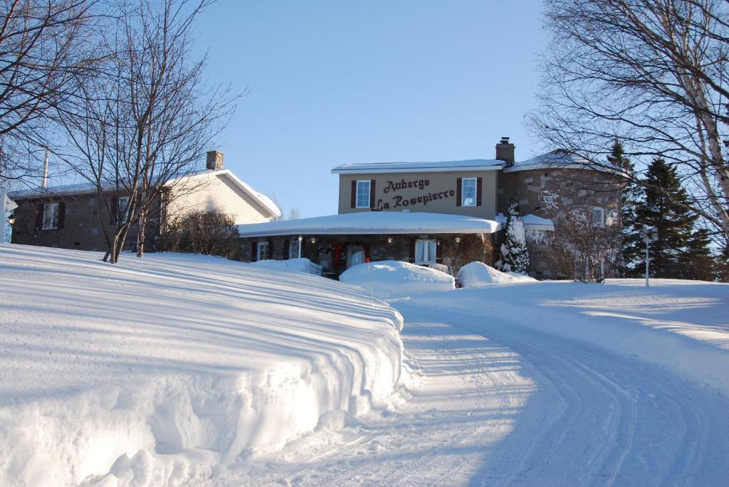 Auberge La Rosepierre Bistro Henri Grandes-Bergeronnes Exterior photo